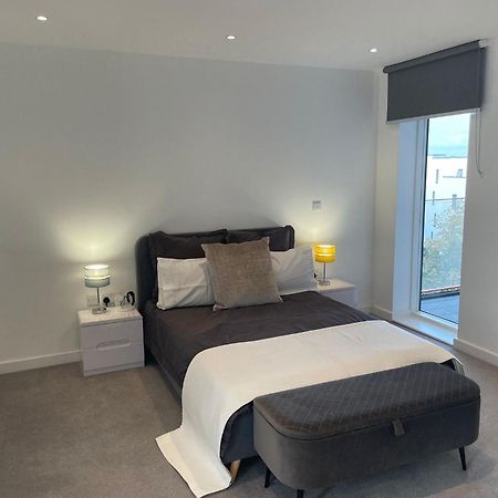 Malixa Uk Croydon Exterior foto