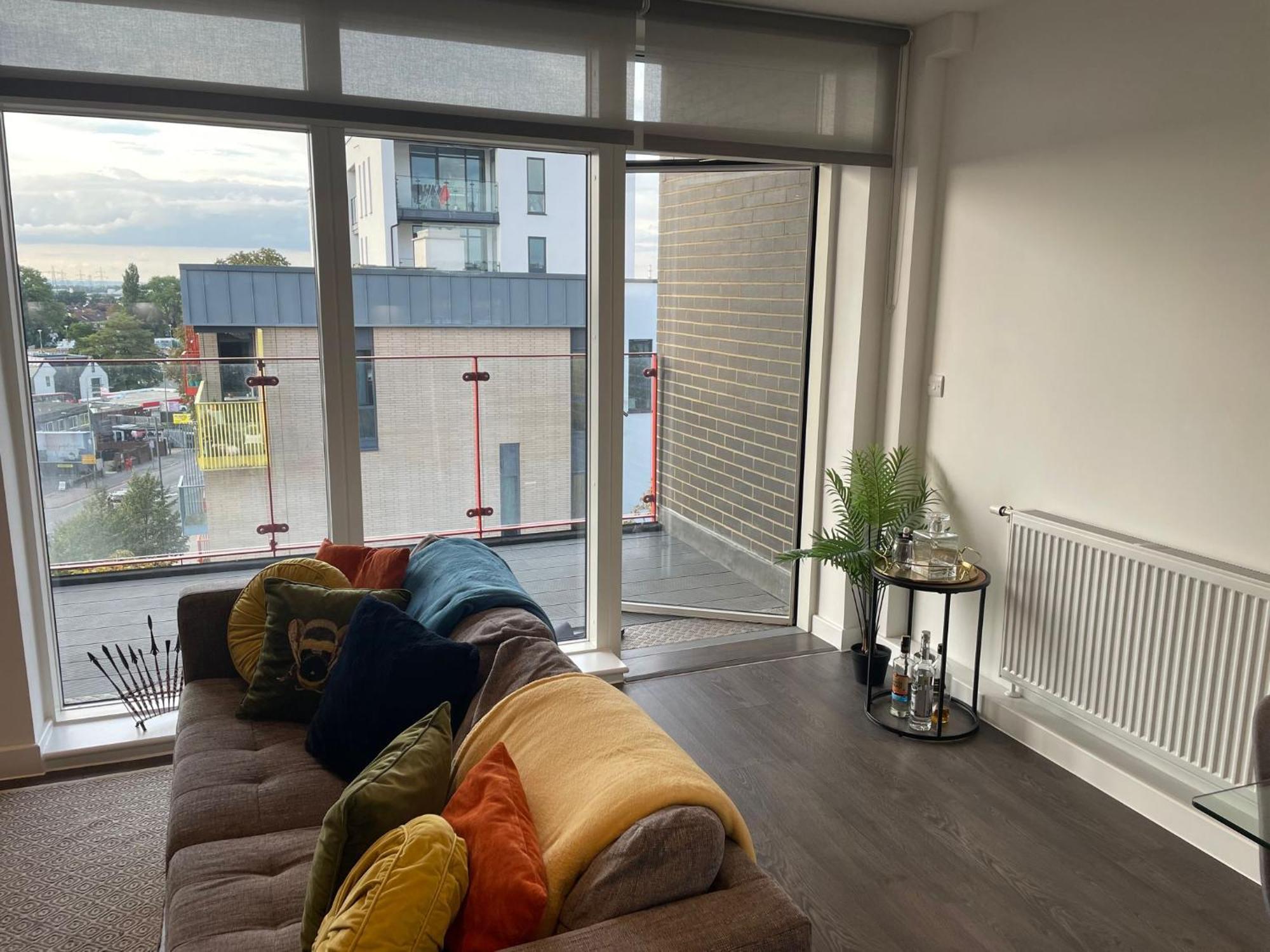 Malixa Uk Croydon Exterior foto